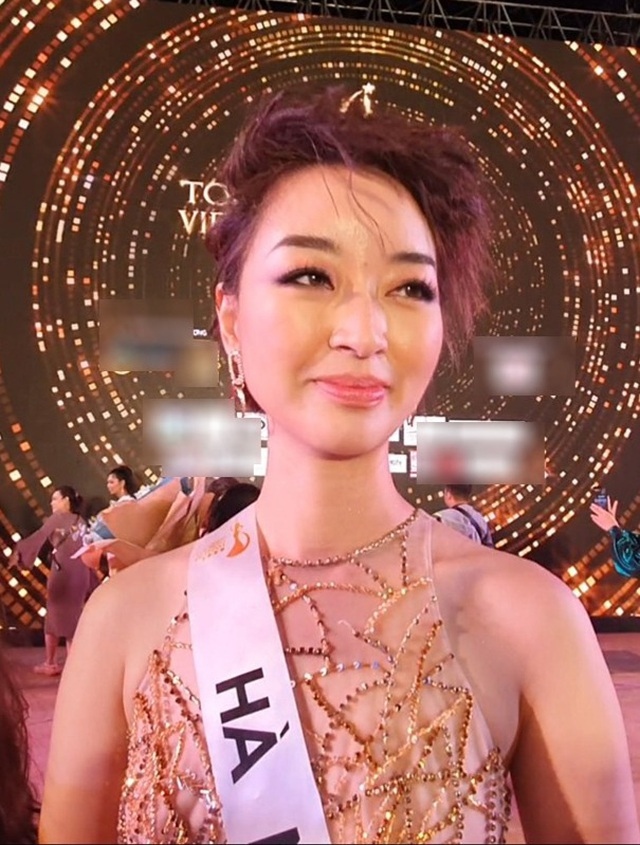 "Ban đầu tôi có một chút tiếc nuối khi chỉ dừng chân ở Top 5. Dù có đạt được hoa khôi hay không thì việc một mình từ Hà Nội vào đây tham gia cuộc thi, bên cạnh không có người thân nhưng đã bước vào Top 5 cũng khiến tôi cảm thấy rất tự hào và cảm kích", Bích Diệp chia sẻ.
