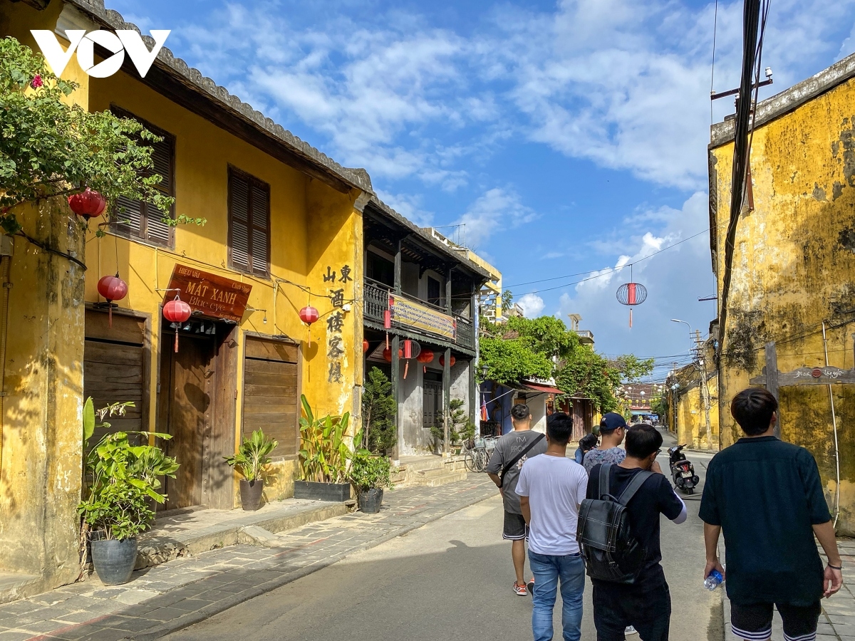 impact of covid-19 pandemic leaves hoi an quiet amid tourism season picture 16