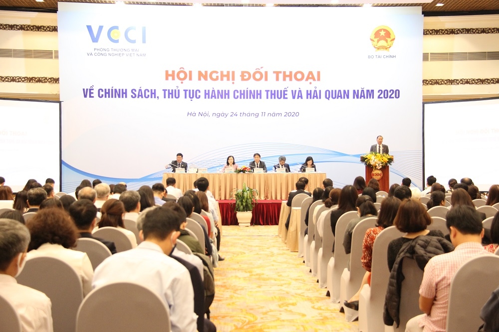 Đối thoại với doanh nghiệp về chính sách và thủ tục hành chính thuế, hải quan