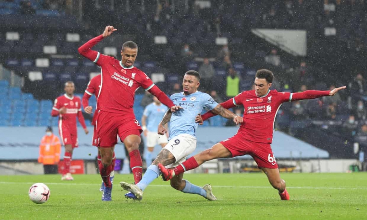 hoa man city, liverpool mat ngoi dau premier league ve tay leicester hinh anh 13