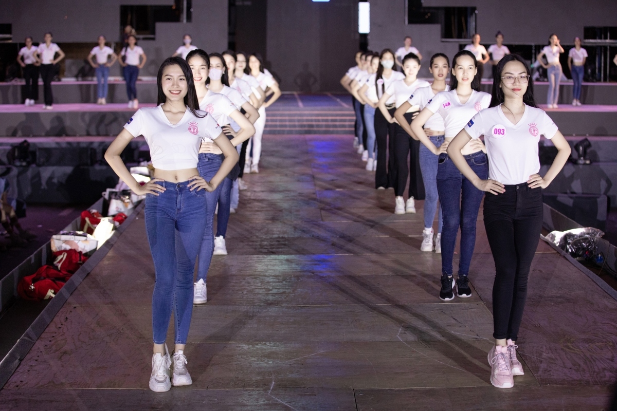 miss vietnam contestants face busy schedule in vung tau city picture 6