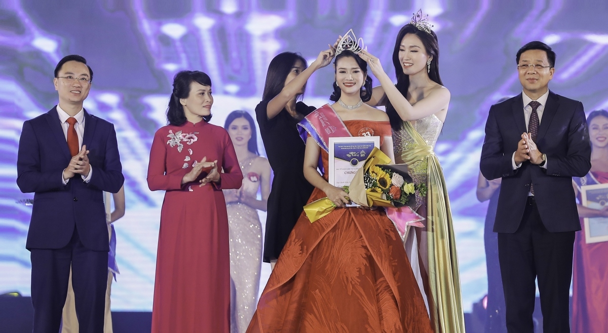 winners of miss ha long 2020 announced picture 4