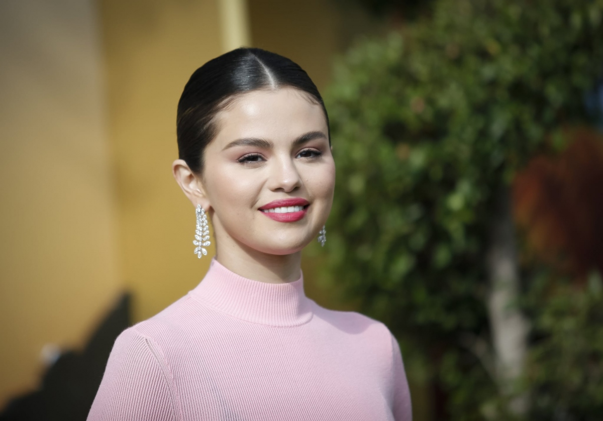 Selena Gomez chia sẻ về tình trạng sức khỏe sau khi điều trị trầm cảm