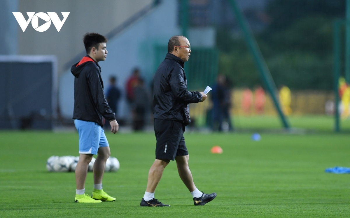 vietnam u22 squad get training camp underway in hanoi picture 9