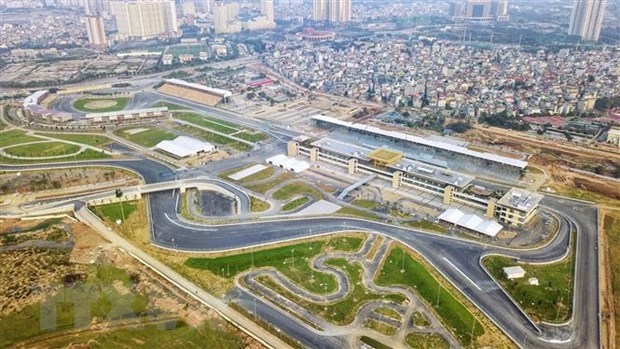 vietnam still in negotiations on hosting f1 grand prix next year picture 1