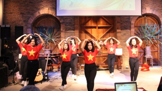 cultural exchange boosts ties among vietnamese, laotian, and cambodian youth picture 2 cultural exchange boosts ties among vietnamese, laotian, and cambodian youth picture 2