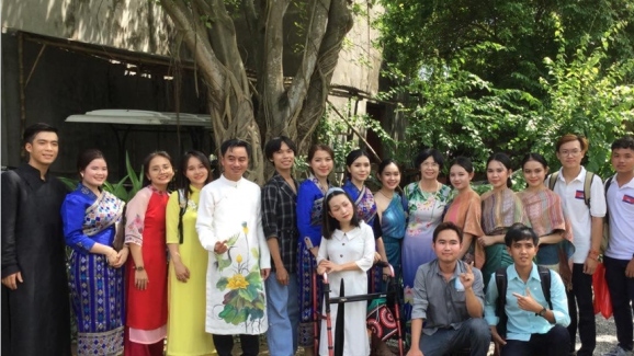 cultural exchange boosts ties among vietnamese, laotian, and cambodian youth picture 8 cultural exchange boosts ties among vietnamese, laotian, and cambodian youth picture 8