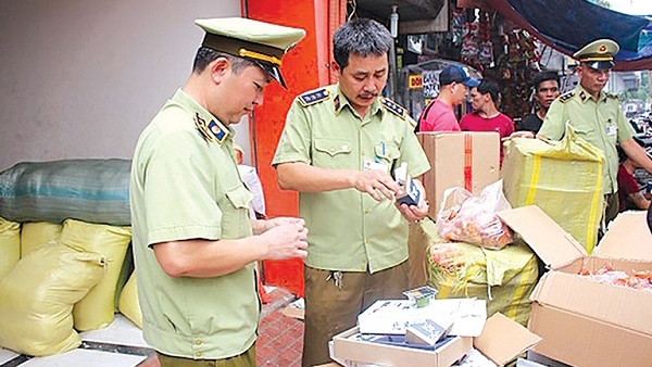 quan ly thi truong ha noi tang cuong cong tac quan ly trong dip tet hinh anh 1