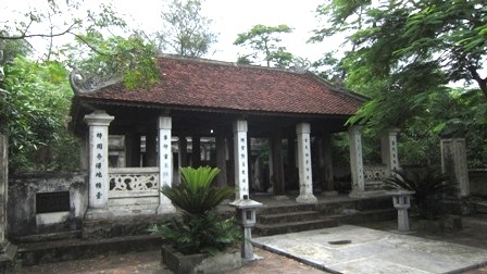 Đền thờ Xuân Quận công Nguyễn Nghiễm.