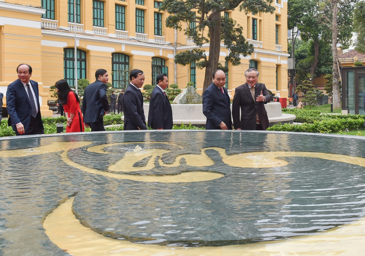 Thủ tướng thăm trụ sở mới của TANDTC - Ảnh: VGP/Quang Hiếu