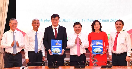 TPHCM có 2 tân Phó Chủ tịch UBND
