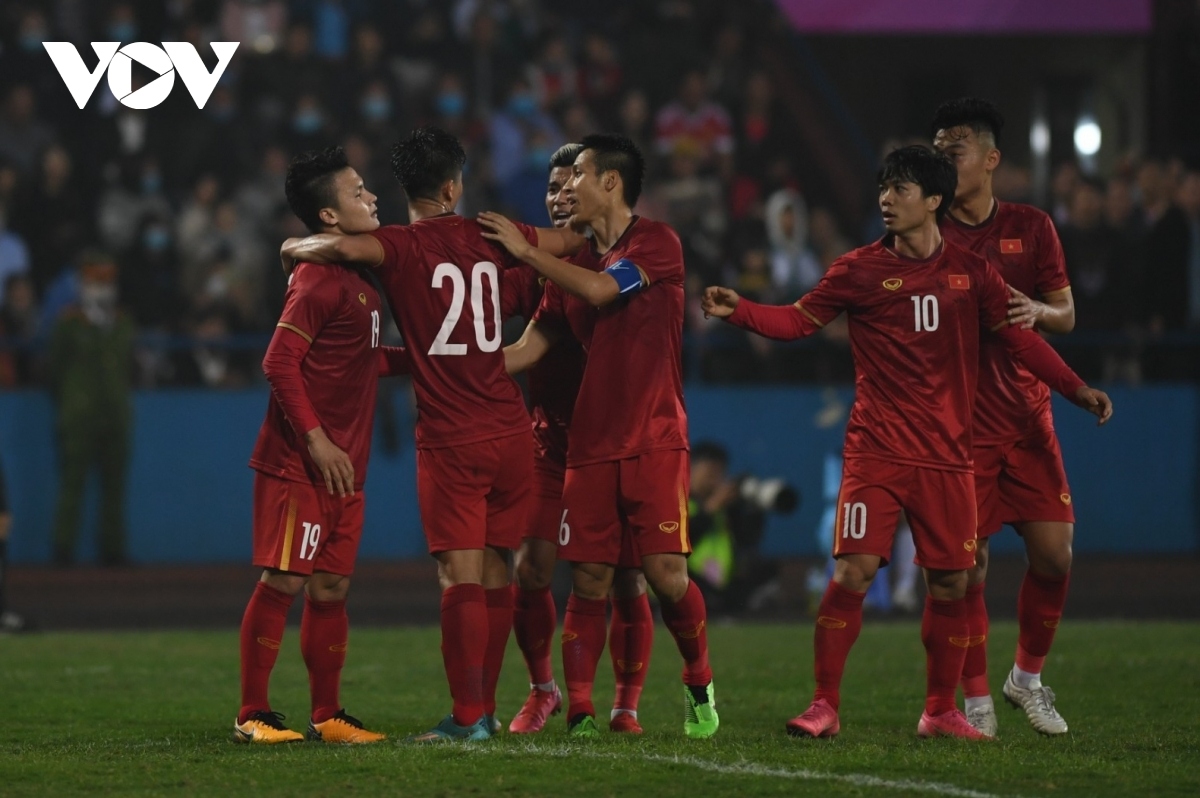 du am Dt viet nam 2-2 u22 viet nam Diem sang quang hai, noi lo hang phong ngu hinh anh 1