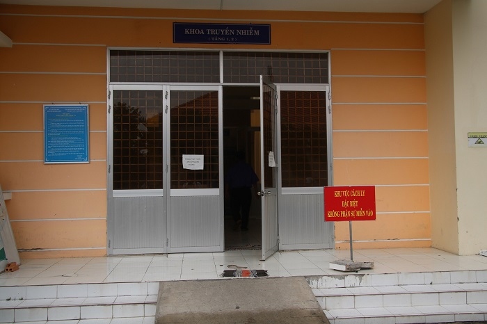 Nữ hành khách đi cùng chuyến xe với BN1440 dương tính với SARS-CoV-2