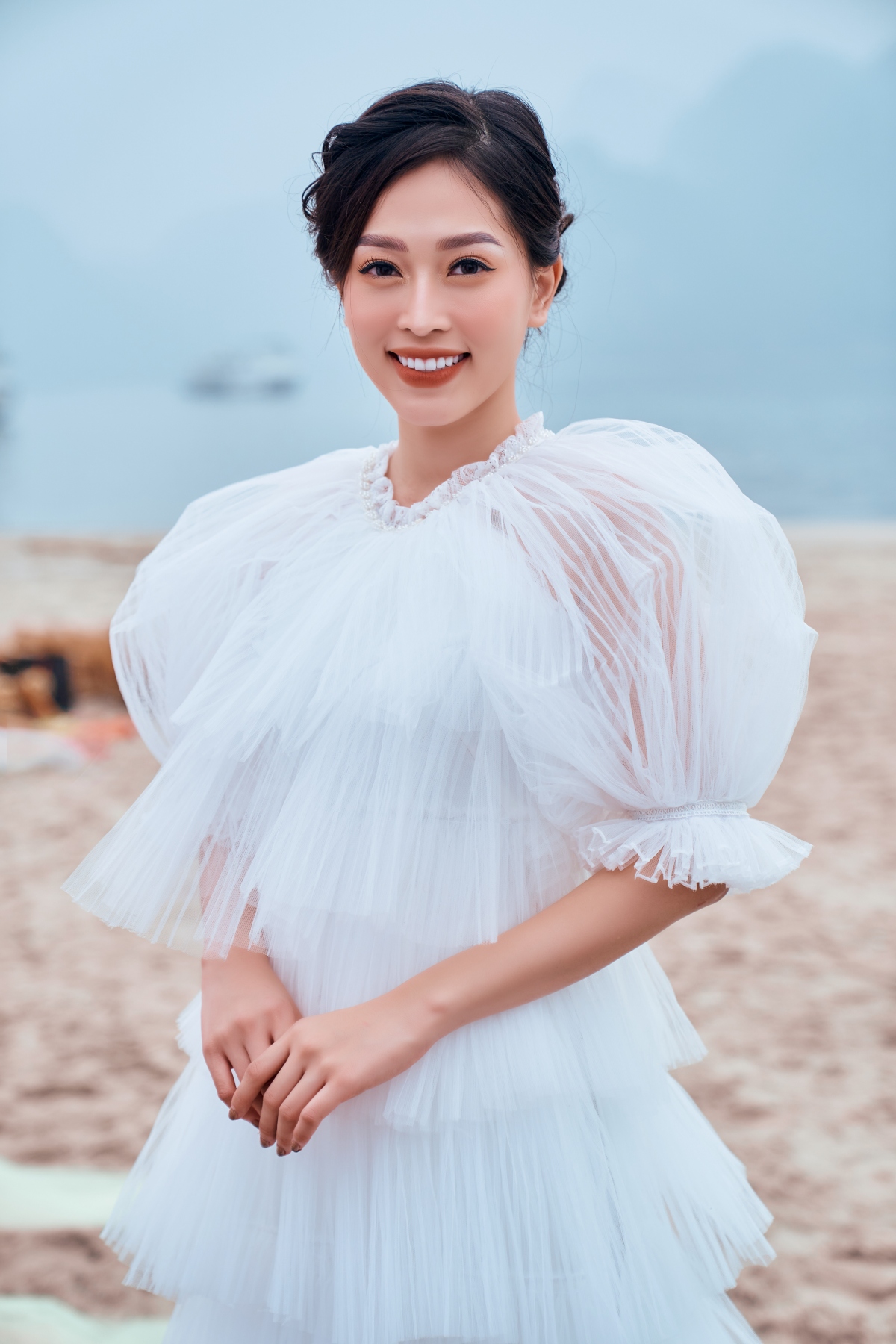 A hau phuong nga chiu lanh, trinh dien trong show ao dai cua ha duy hinh anh 15