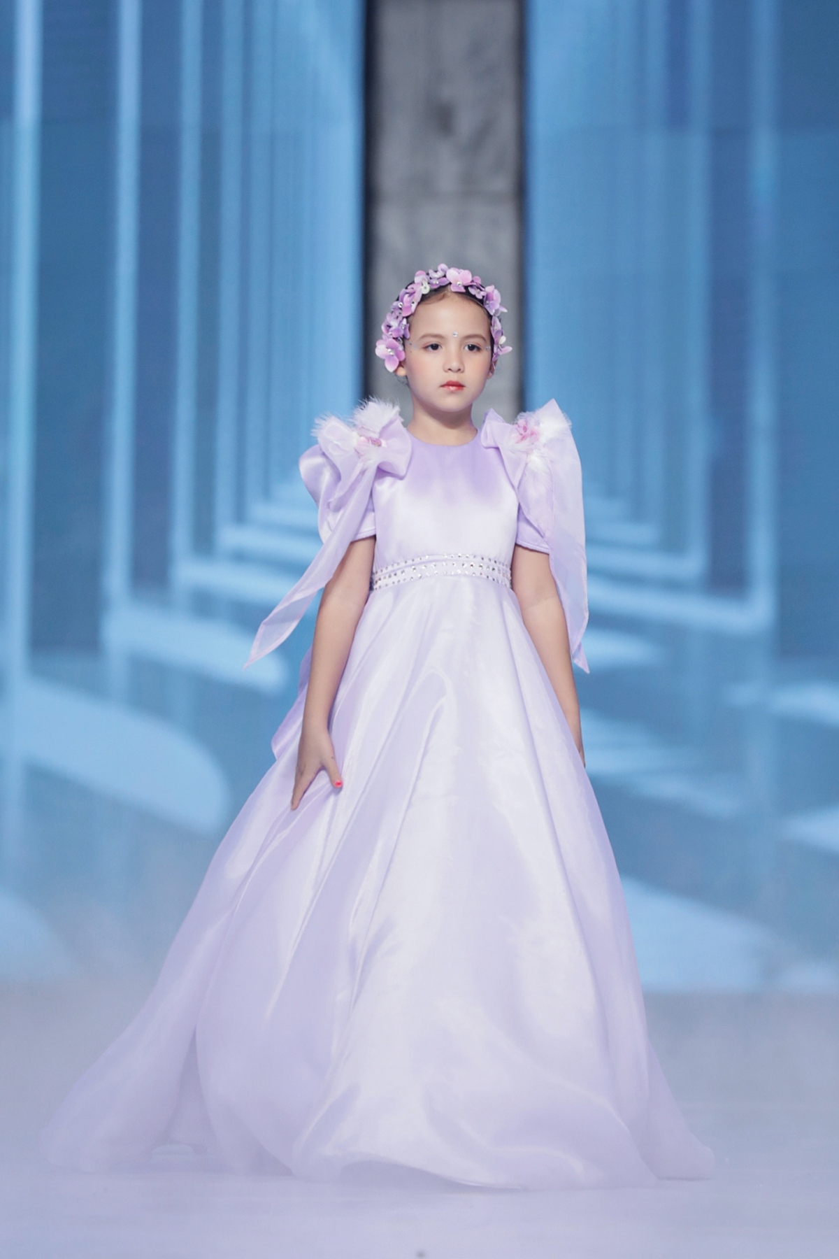 child models put on stunning display at vietnam junior fashion week 2020 picture 3
