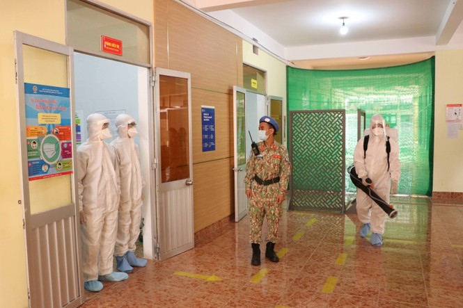 in photos staff at level-2 field hospital no. 3 attend training course picture 7