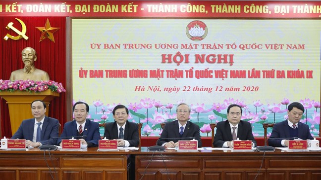 khong de lot nguoi thieu tieu chuan, bau nham can bo hinh anh 1