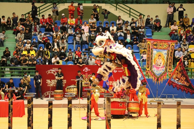 lion dance festival 2020 excites crowds in thua thien-hue province picture 11