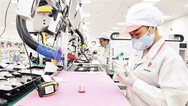 An electronic component manufacturing line at Hoa Lac Hi-tech Park in Hanoi. (Photo nhandan.com.vn)