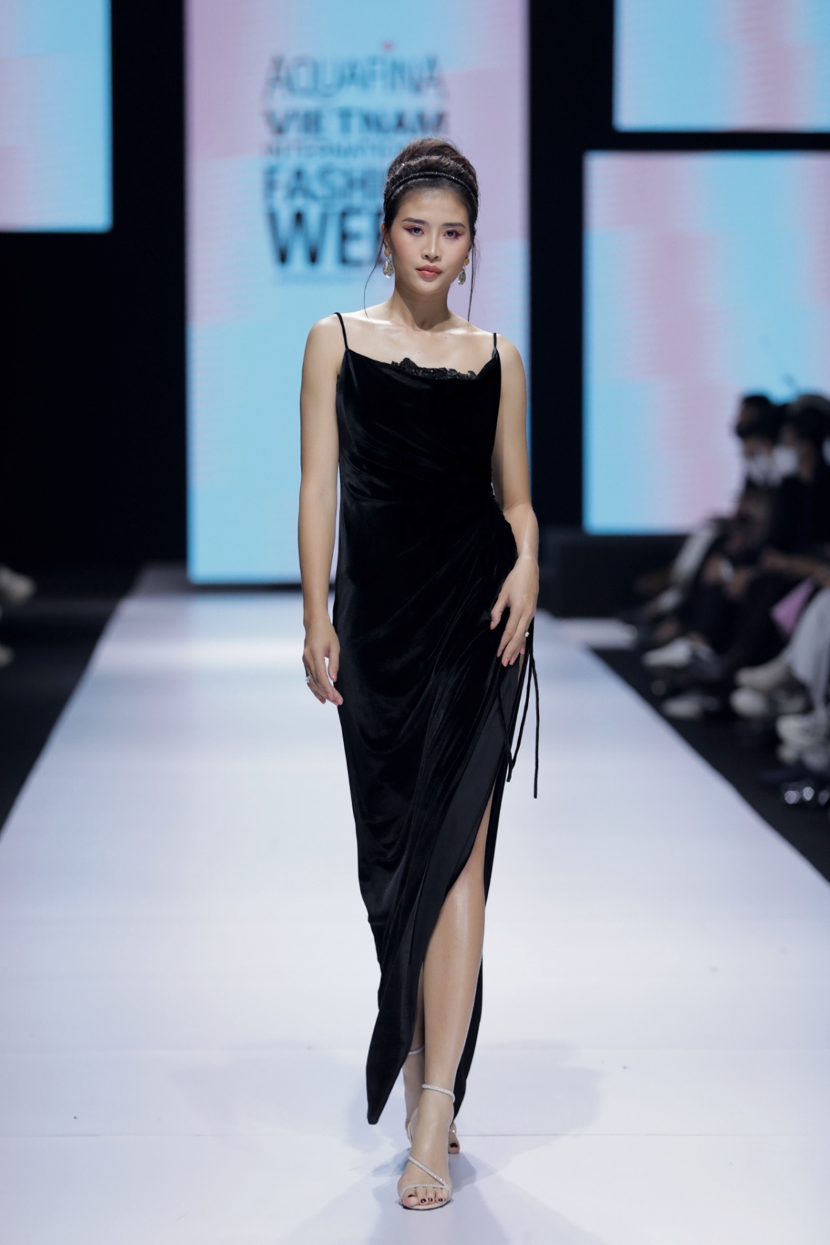 collection by designer minh ha concludes vietnam international fashion week 2020 picture 9