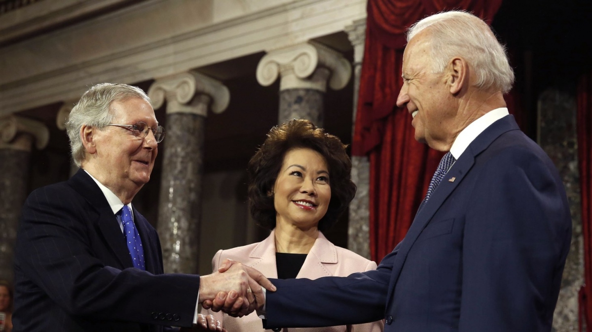 biden chien thang trump nhung kho vuot ai mitch mcconnell hinh anh 2