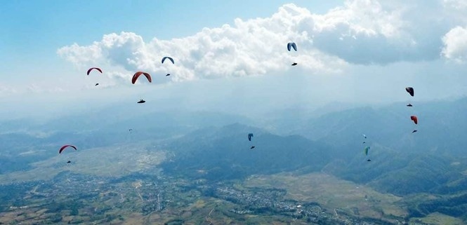 putaleng open paragliding competition 2020 opens in lai chau province picture 5