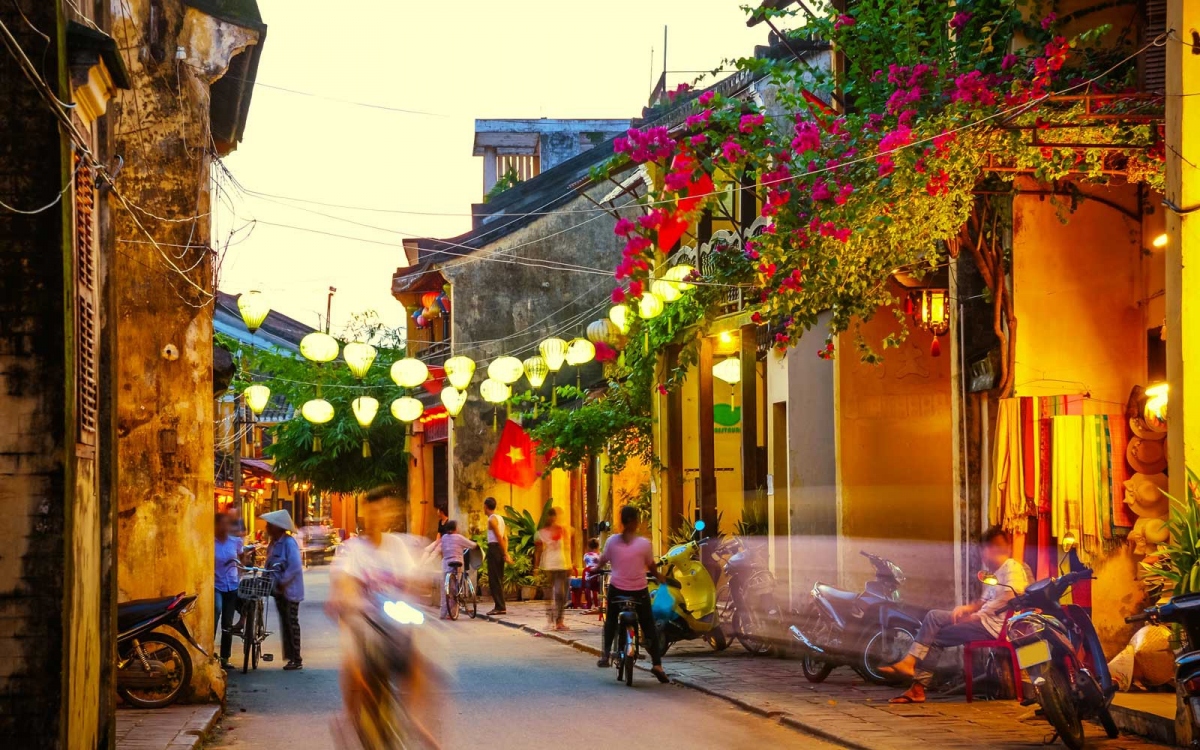 vietnam named among top destinations for solo travel picture 2