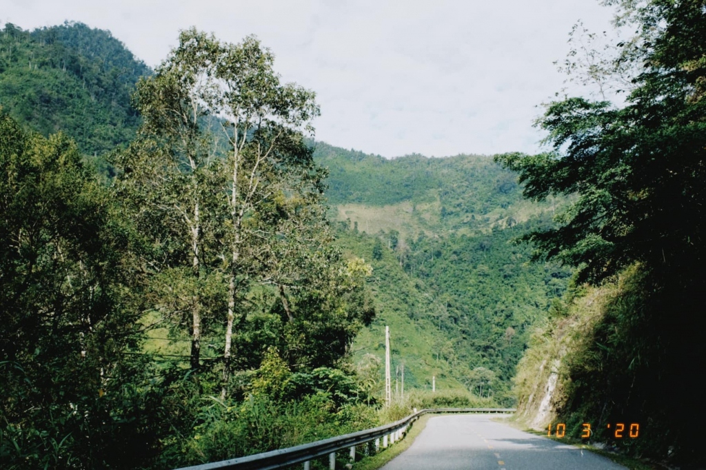 The road to the Northwest is far away, surrounded by mountains and trees.  Photo: My Linh