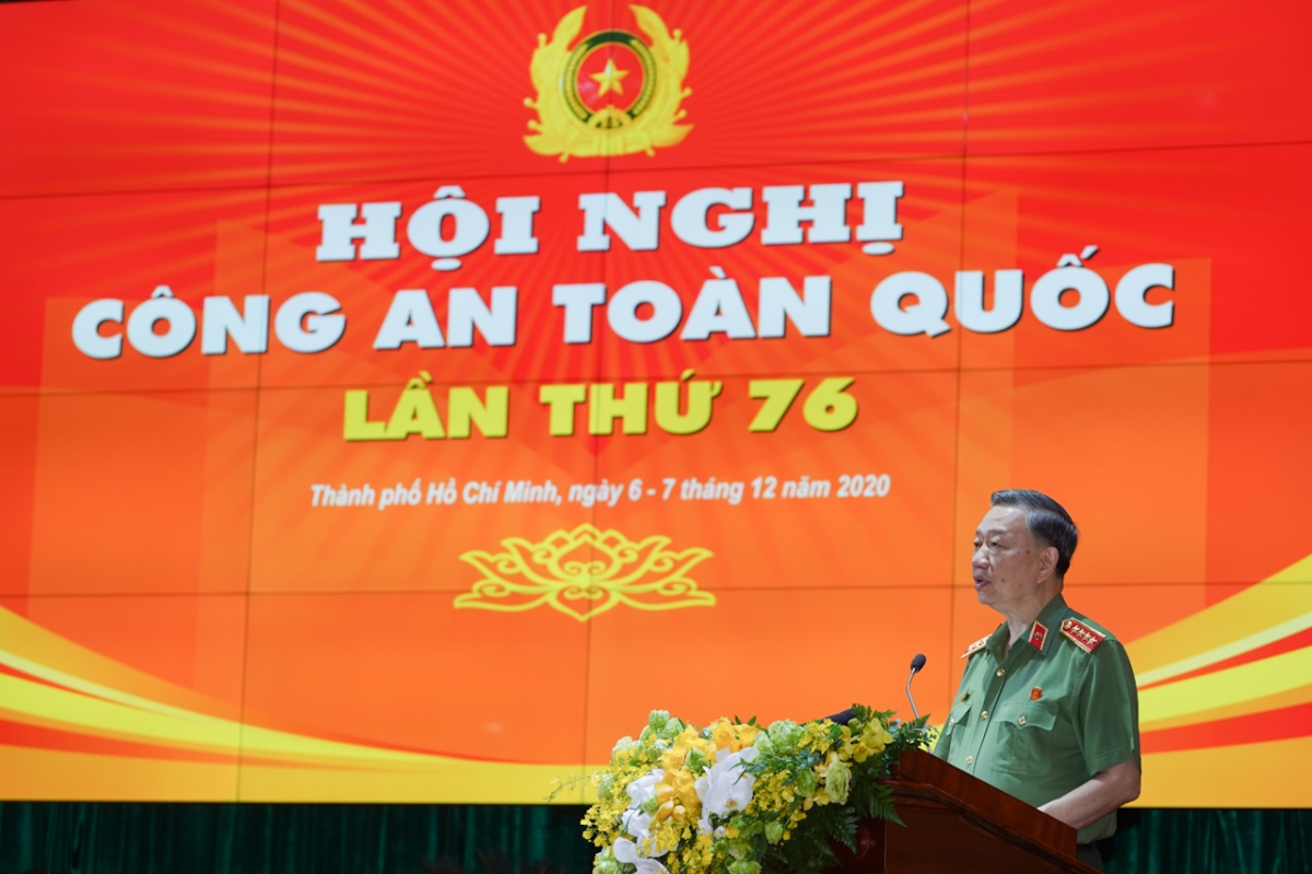 thu tuong du hoi nghi cong an toan quoc tai tp.hcm hinh anh 7