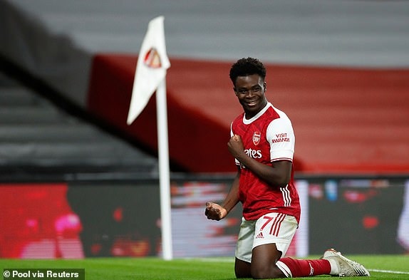 xhaka lập siêu phẩm đá phạt, arsenal bất ngờ đả bại chelsea 3-1 trong ngày lễ tặng quà hình ảnh 10 xhaka lap sieu pham da phat, arsenal bat ngo da bai chelsea 3-1 trong ngay le tang qua hinh anh 10
