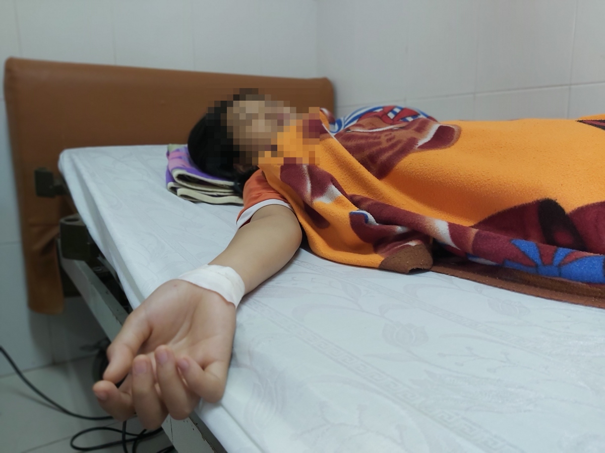 nữ sinh bị hành hung dã man sau va chạm giao thông ở tây ninh hình ảnh 3 nu sinh bi hanh hung da man sau va cham giao thong o tay ninh hinh anh 3