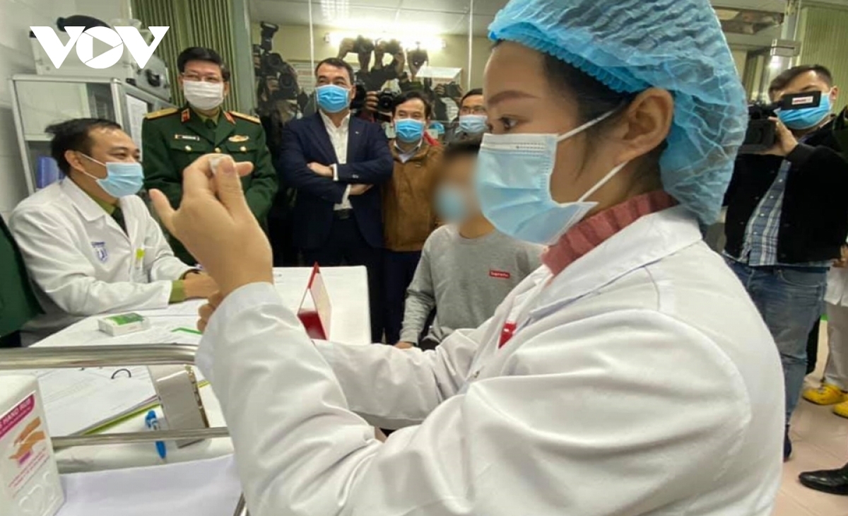 First human trials of Made-in-Vietnam vaccine for COVID-19