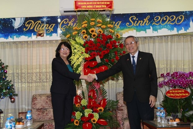 vice president visits evangelical church of vietnam south picture 1