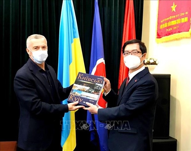 friendship association dedicated to vietnam-ukraine ties diplomat picture 1