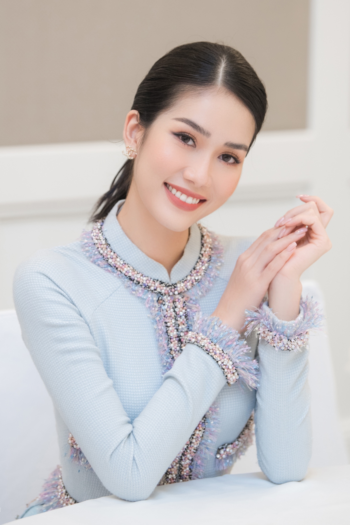 Á hậu phương anh trở thành mc song ngữ anh - pháp trước chính khách quốc tế hình ảnh 8 A hau phuong anh tro thanh mc song ngu anh - phap truoc chinh khach quoc te hinh anh 8