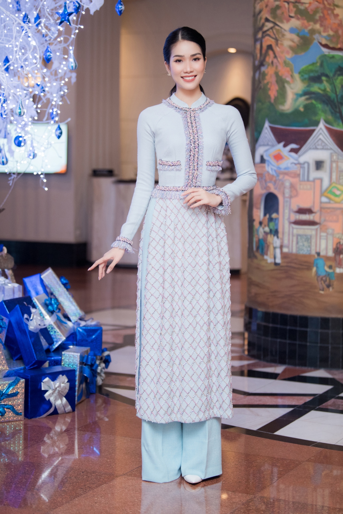 Á hậu phương anh trở thành mc song ngữ anh - pháp trước chính khách quốc tế hình ảnh 7 A hau phuong anh tro thanh mc song ngu anh - phap truoc chinh khach quoc te hinh anh 7