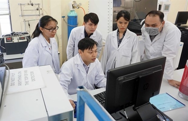 young scientist receives 2020 golden globe award picture 1