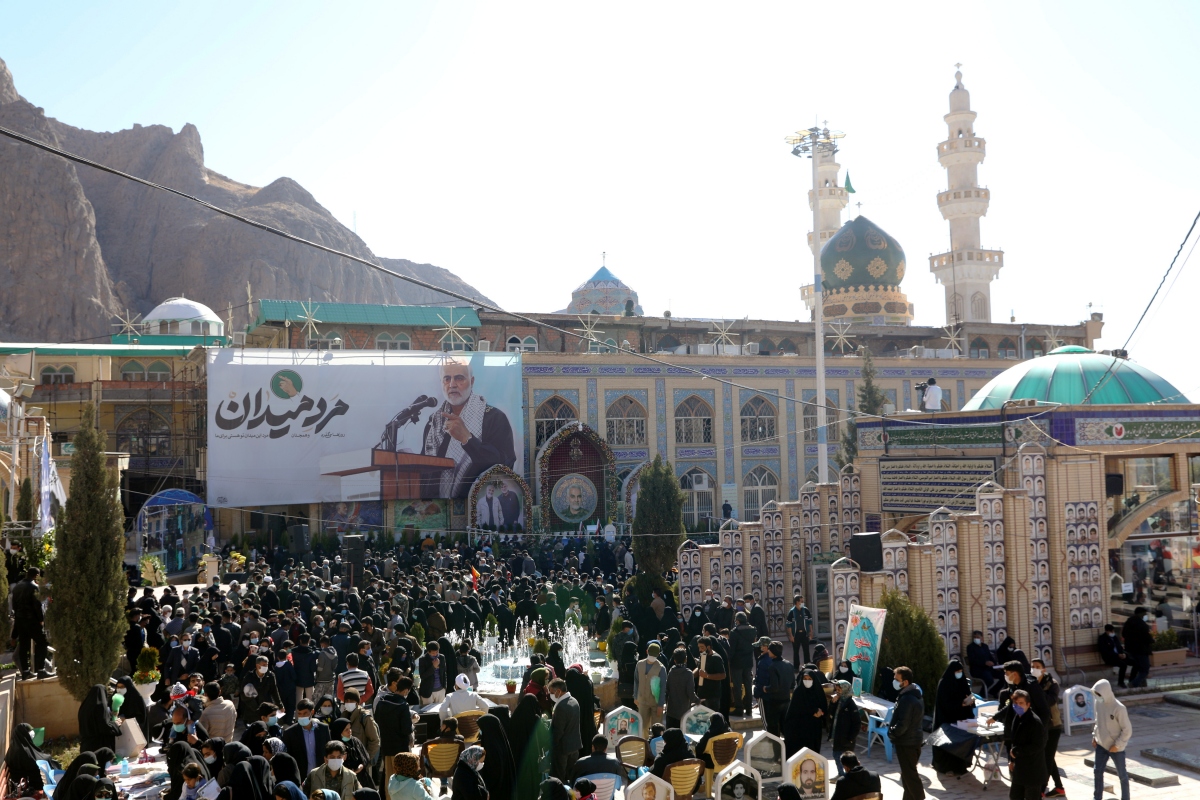 Người dân Iran tưởng niệm Tướng Qassem Soleimani - người tử vong sau vụ không kích của Mỹ. Nguồn: Reuters​​​​​