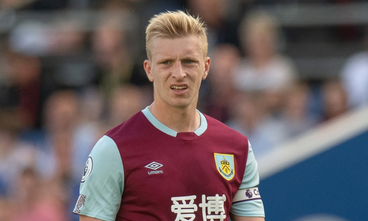 Doi hinh hay nhat vong 19 premier league luke shaw khien mu mat mat hinh anh 3