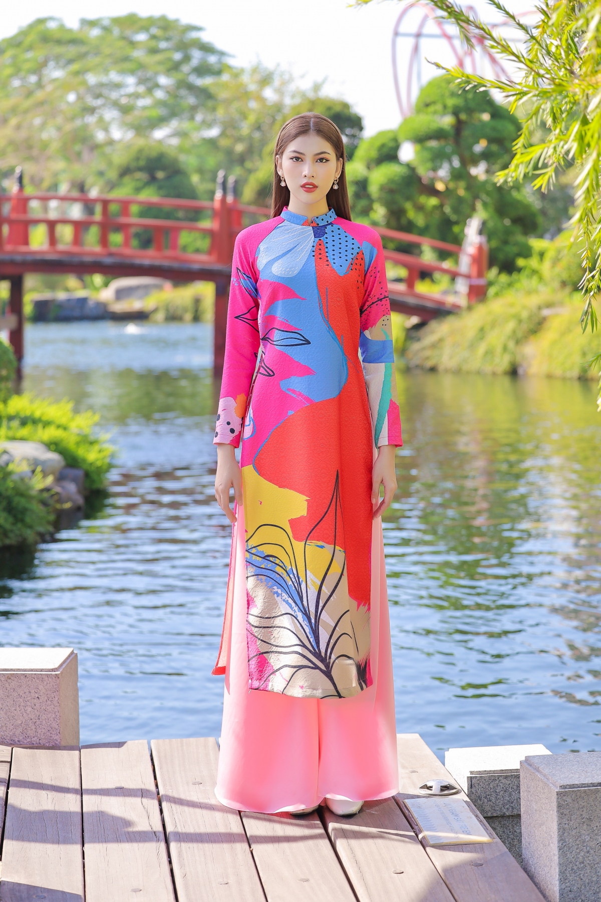 A hau phuong anh - ngoc thao yeu kieu voi ao dai tet hinh anh 5