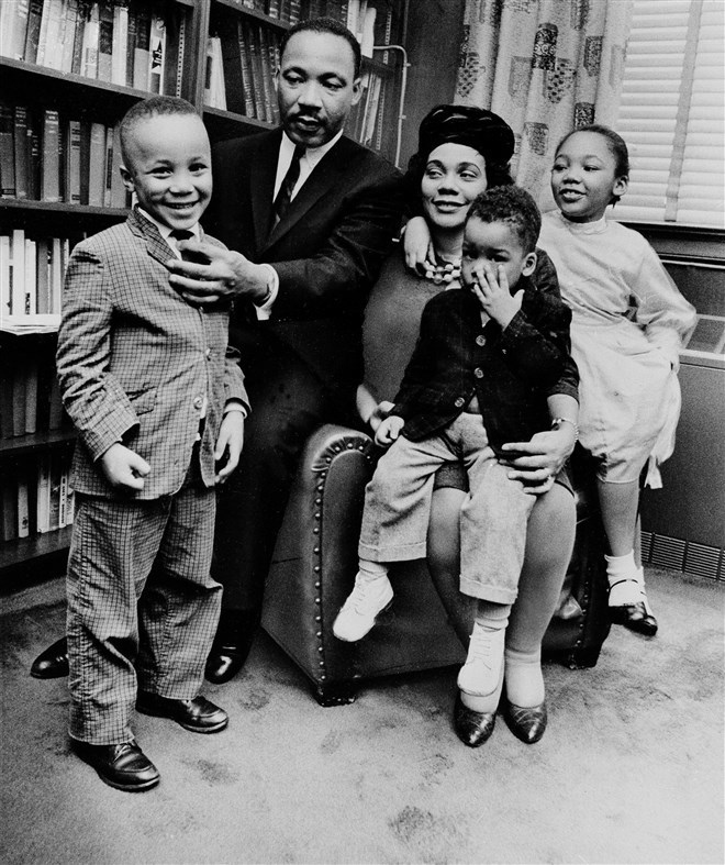 những hình ảnh đáng nhớ trong cuộc đời nhà hoạt động nhân quyền luther king hình ảnh 9 nhung hinh anh dang nho trong cuoc doi nha hoat dong nhan quyen luther king hinh anh 9