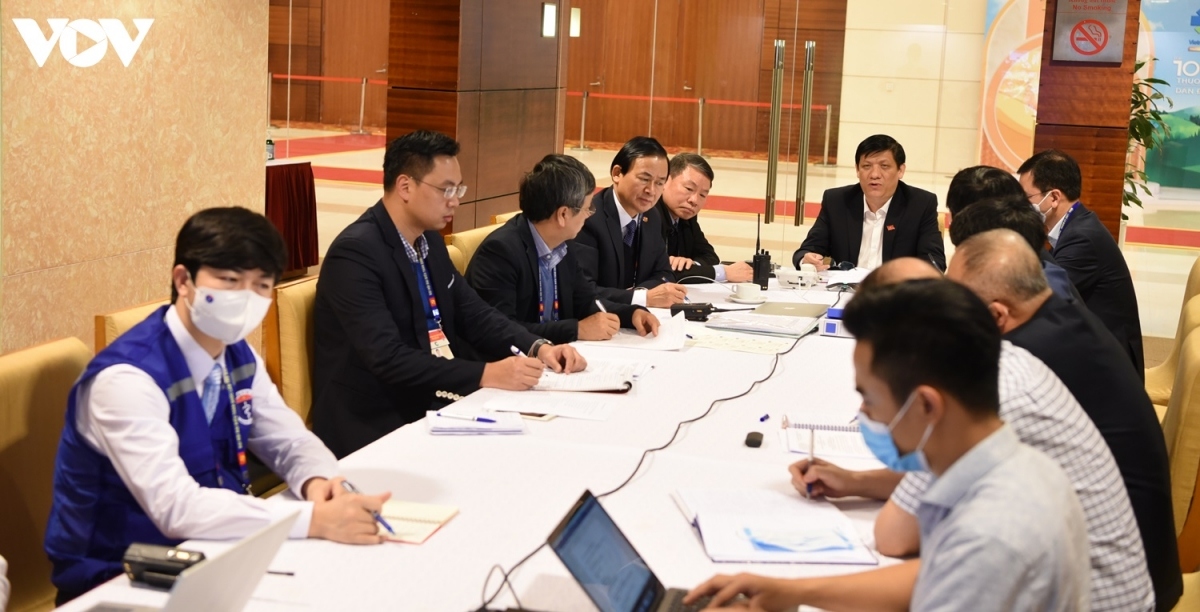 pm phuc hosts second urgent meeting as more fresh community cases detected picture 2