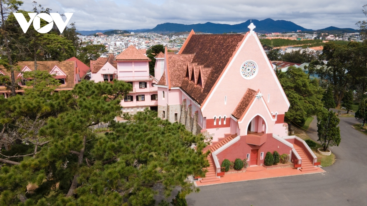 visiting old pink catholic church in da lat city picture 12