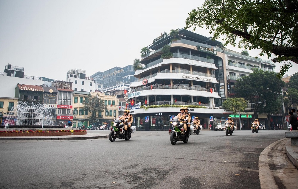 công an hà nội ra quân với 100 quân số để bảo vệ Đại hội Đảng lần thứ xiii hình ảnh 4 cong an ha noi ra quan voi 100 quan so de bao ve Dai hoi Dang lan thu xiii hinh anh 4