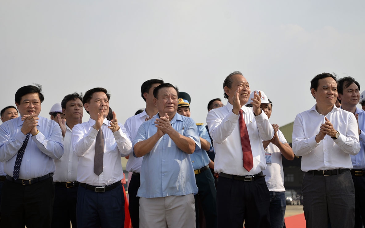 Khánh thành hệ thống đường cất hạ cánh, đường lăn 2 sân bay lớn nhất cả nước