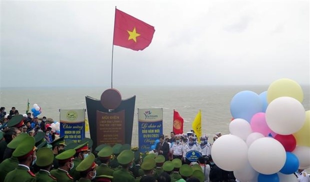 new year flag-salute ceremony held on country s easternmost point picture 1