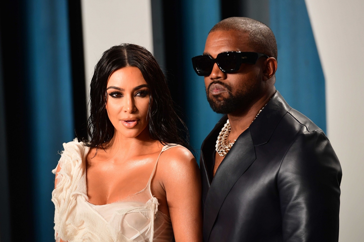 kim kardashian va kanye west ly hon sau 6 nam ben nhau hinh anh 1