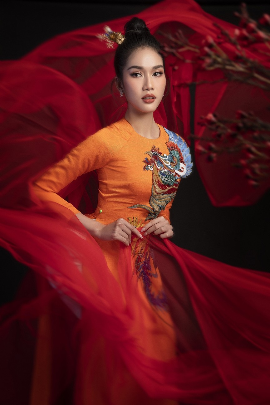 finalists of miss vietnam 2020 dazzle in tet photo collection picture 5
