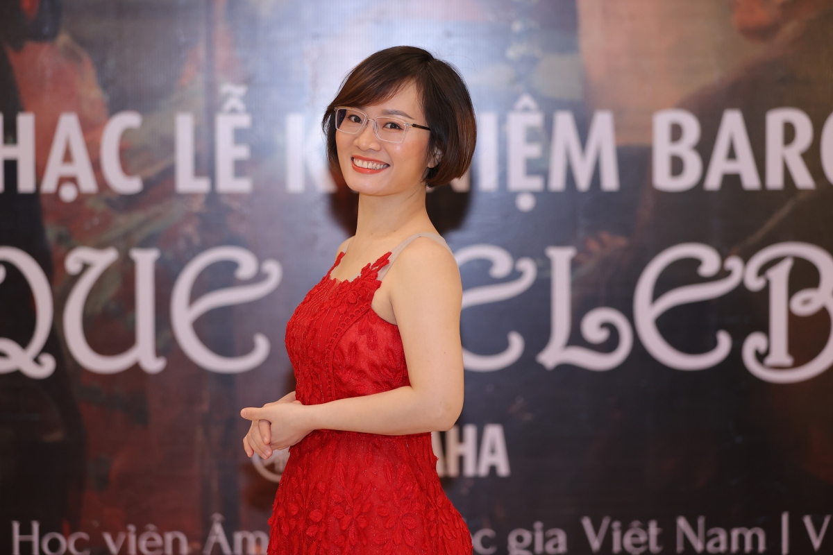 khan gia nin tho nghe hai nghe si piano Dao thu le - nguyen hoang phuong song tau hinh anh 5