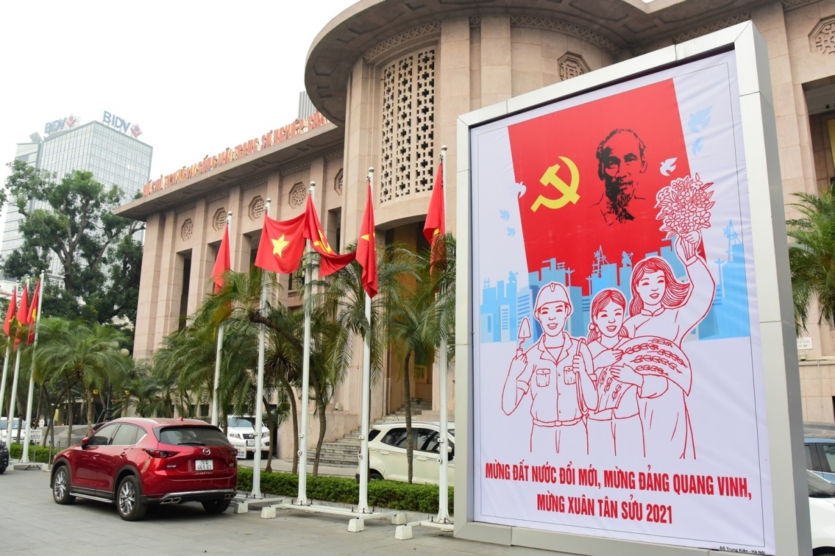 hanoi radiantly decorated to welcome upcoming national party congress picture 16